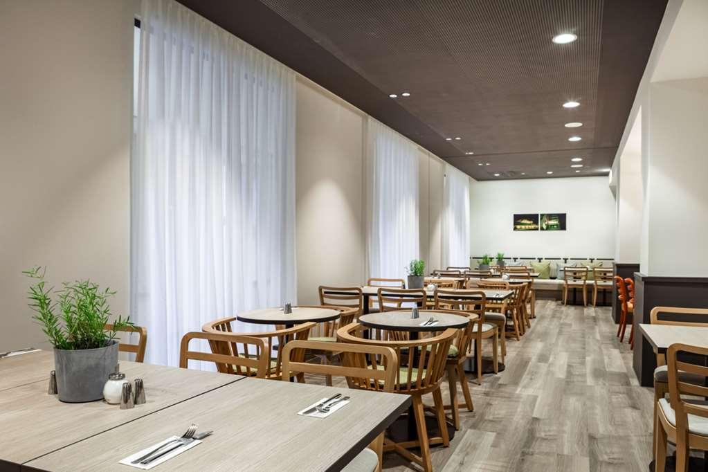 Intercityhotel Dortmund Restaurant photo